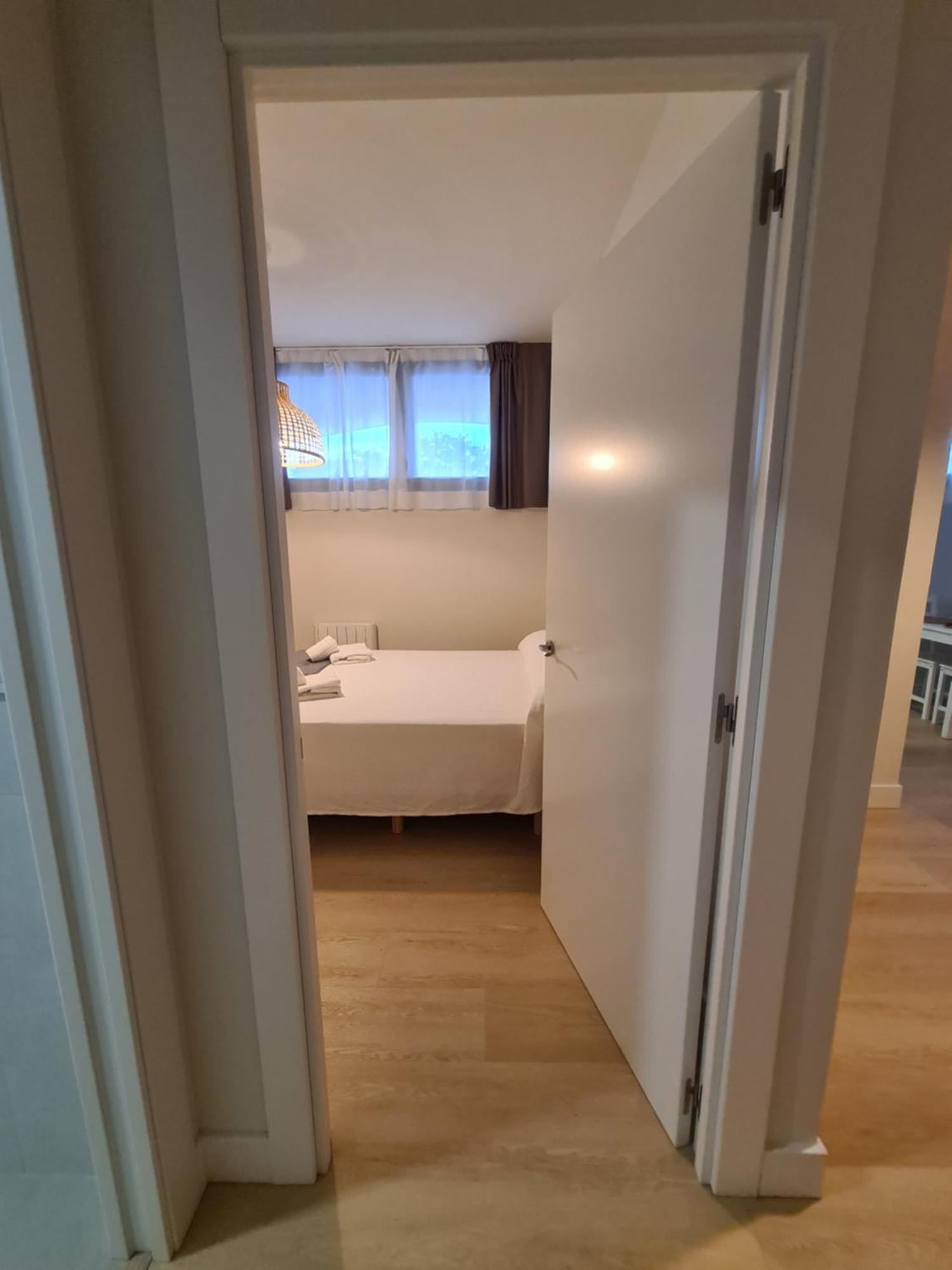 סן ויסנטה דה לה ברקרה Apartamentos Costa Meron מראה חיצוני תמונה